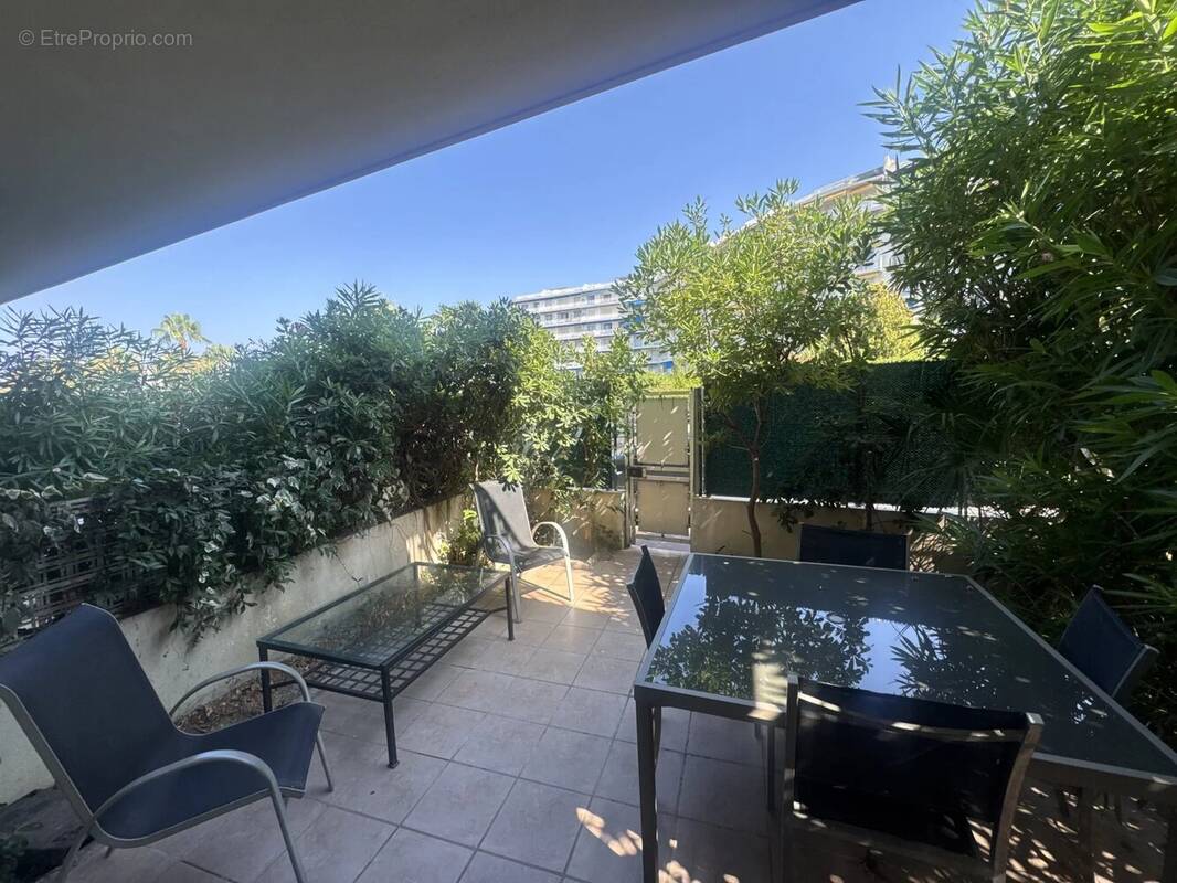 Appartement à CANNES