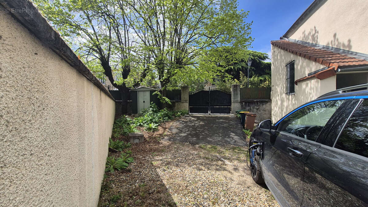 Maison à COLOMBES
