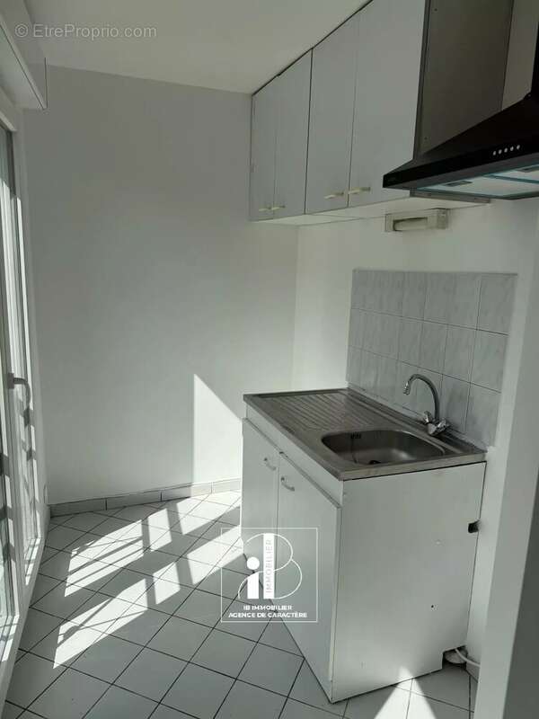 Avon – appartement f1 – 36 m² – balcon filant et cave – proche gare - photo 7