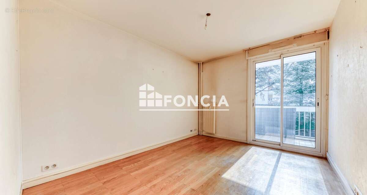Appartement à CALUIRE-ET-CUIRE