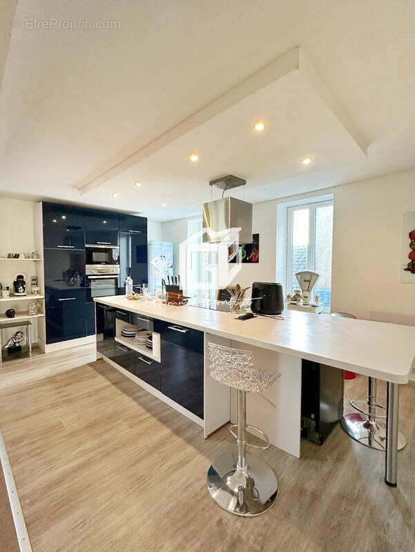 Maison à BARAQUEVILLE