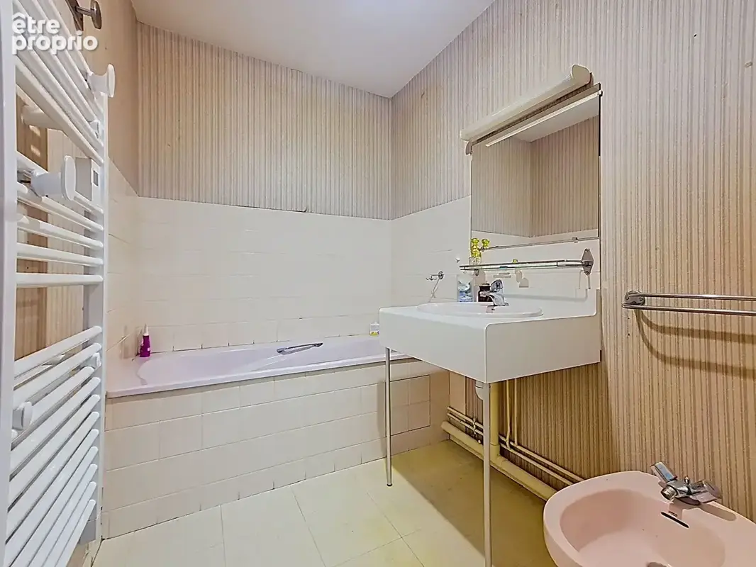 Angers quartier Madeleine T4 73m² avec garage - photo 12