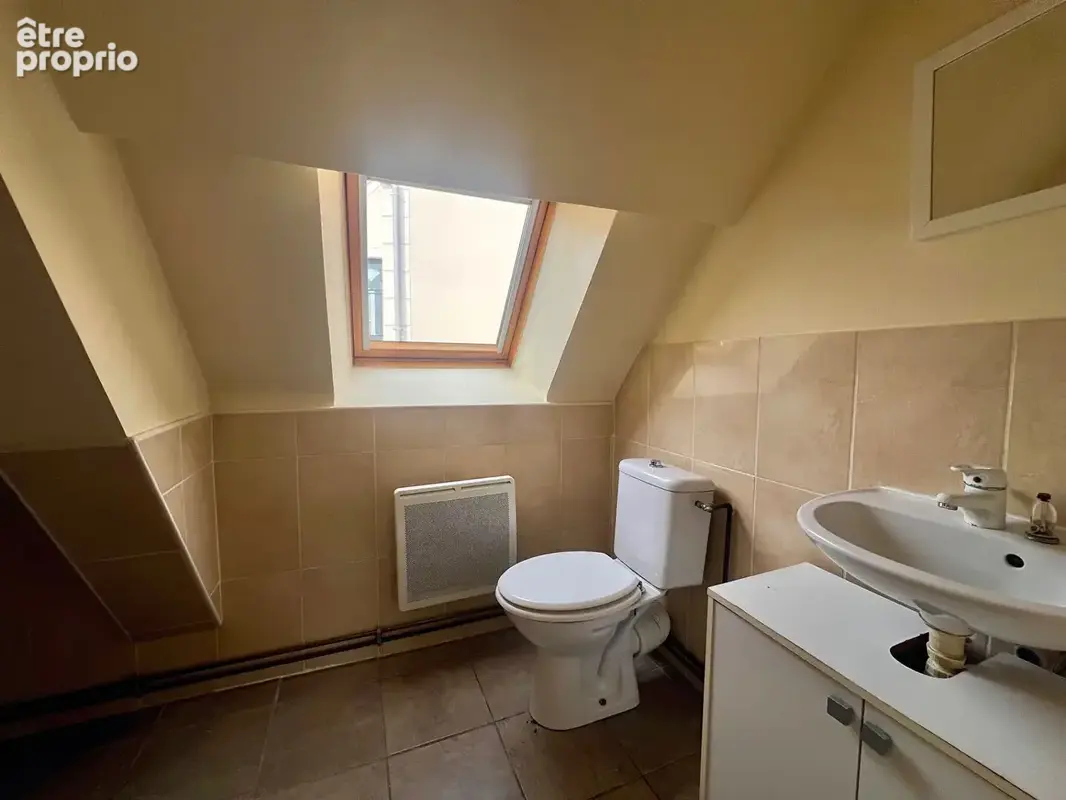 Appartement 2 pièces à vendre à Brie Comte Robert - Dernier étage avec parking extérieur - photo 7
