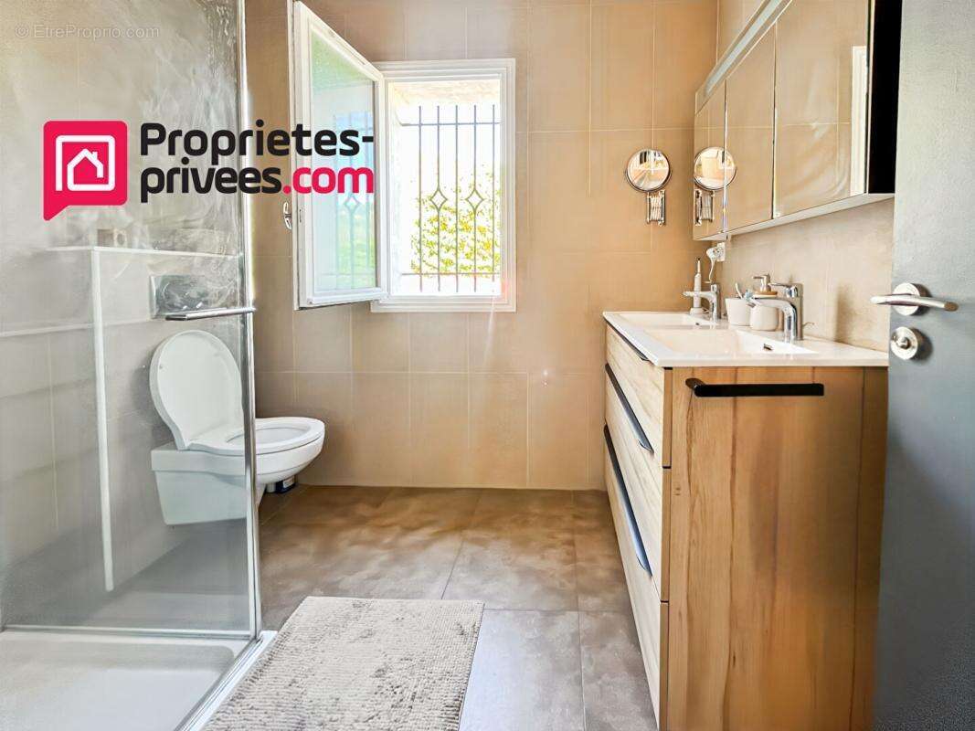 Maison à TOURRETTE-LEVENS