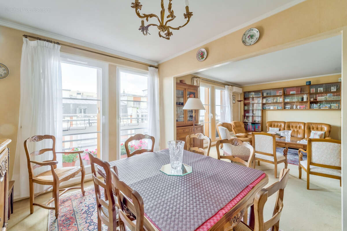 Appartement à SAINT-MANDE