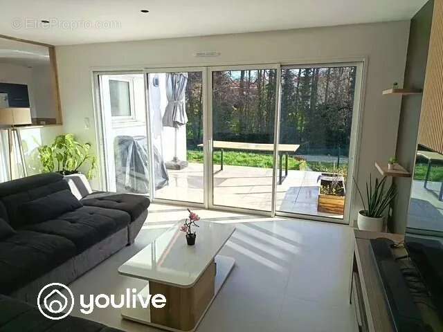 Maison à LE GIROUARD