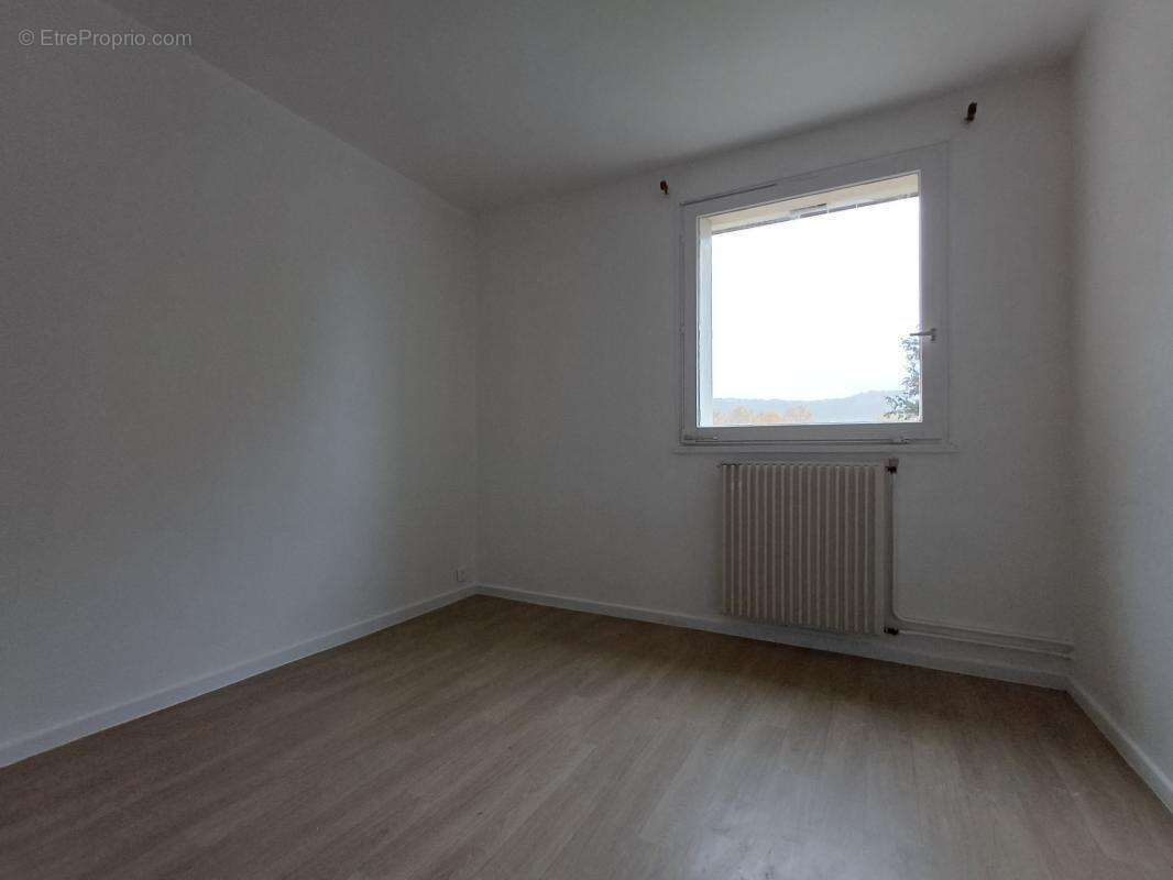 Maison à VAIVRE-ET-MONTOILLE