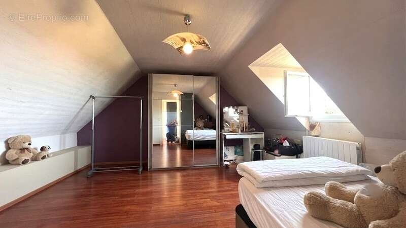 PLONÉIS (29) – Maison à vendre Type 6 de 115 m² habitable et 189 m² utile – Terrain de 1 320 m² – Double garage – Piscine - photo 21