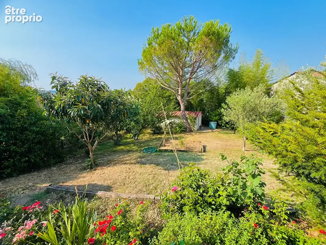 Villeneuve/Lot, secteur Eysses, maison de plain pied avec jardin et garage - photo 3