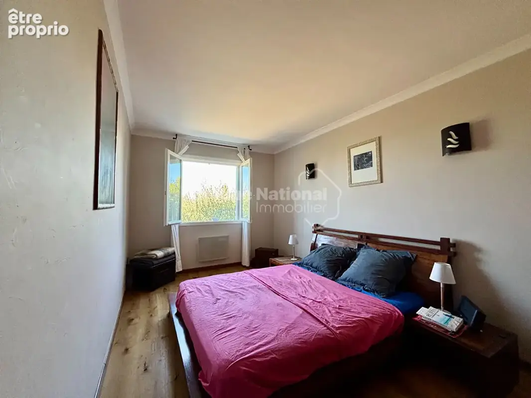 Maison Nages Et Solorgues 8 pièce(s) 172 m2 - photo 10