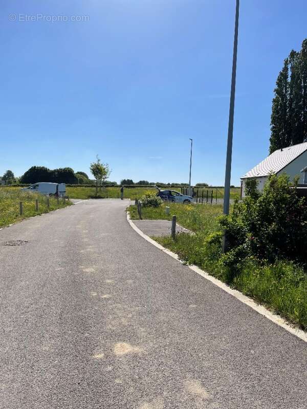 Terrain 778 m² à Bertry  - photo 4