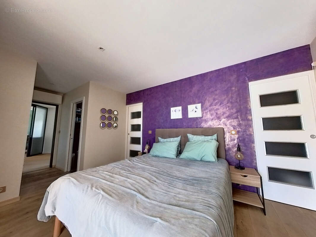 Maison à SAINT-LAURENT-DU-VAR