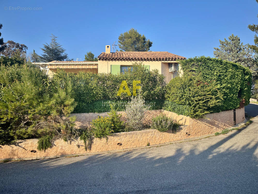 Maison à FREJUS