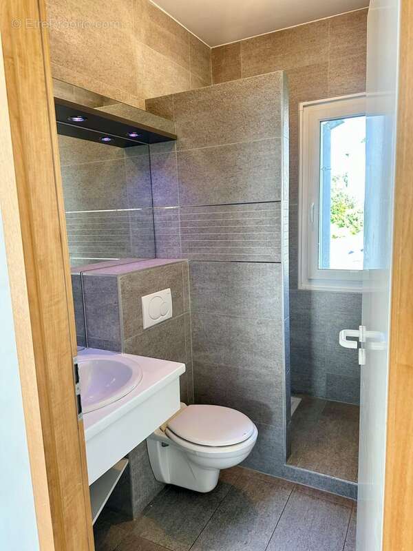 Maison à ROPPENTZWILLER