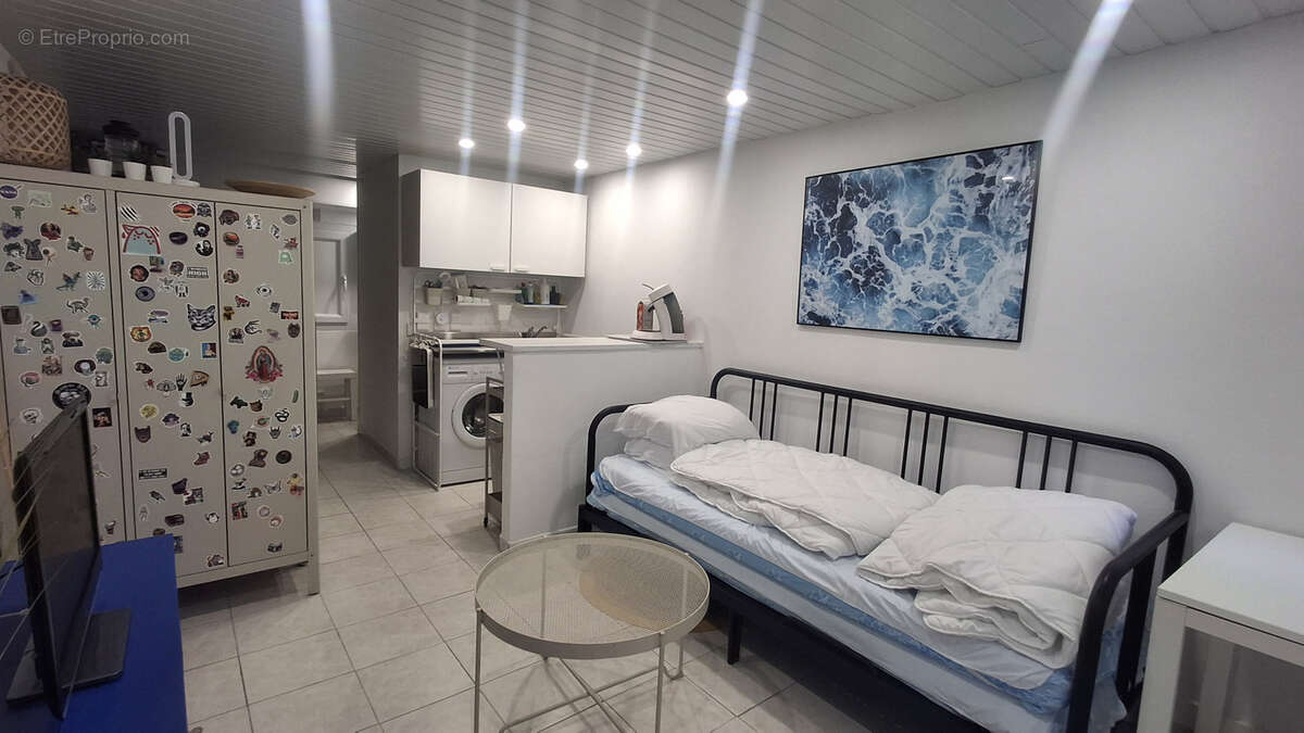 Appartement à SAINT-CYR-SUR-MER