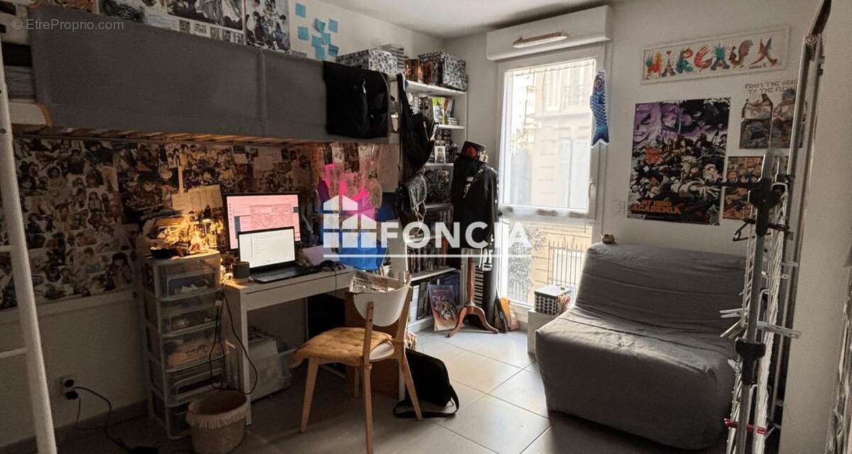 Appartement à MARSEILLE-4E