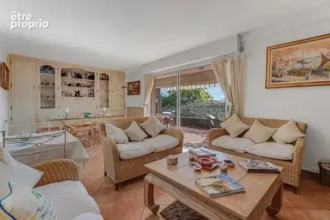 Maison 8 pièces 165 m² à vendre à La Croix-Valmer (83420) - photo 3