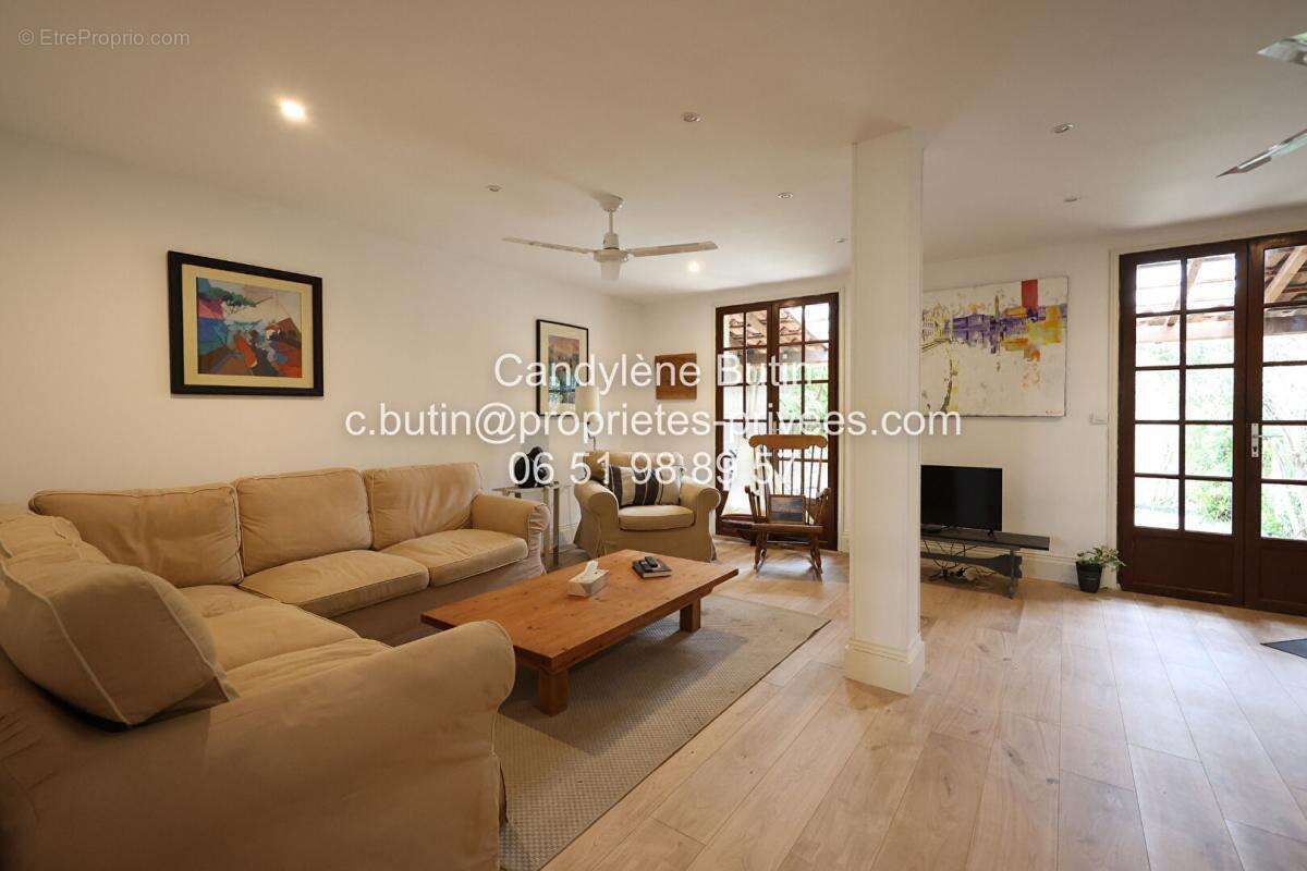 Maison de village de pierres grand garage et jardin - photo 6
