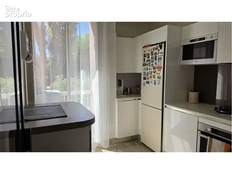 Appartement 72 m² à Toulon  - photo 9