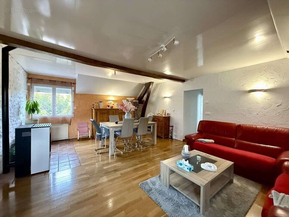 Maison à LONGUEVILLE