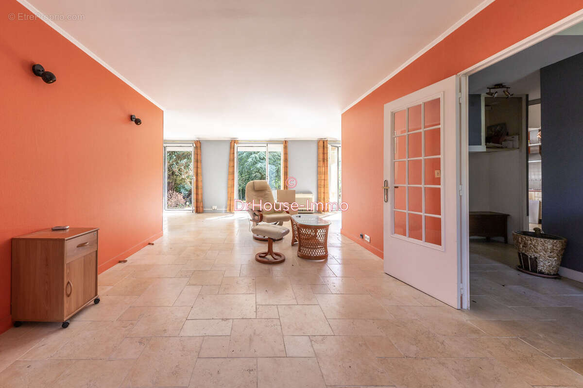 Maison 176 m² à Plaisir  - photo 17