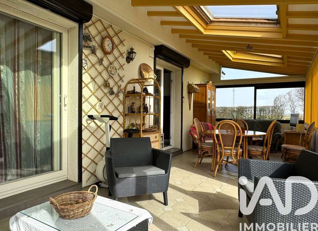 Maison 127 m² à Saint-Martin-Du-Bec  - photo 2