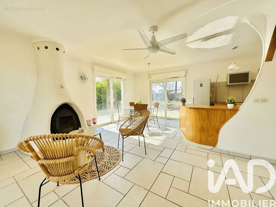 Photo 7 - Maison à VENDAYS-MONTALIVET