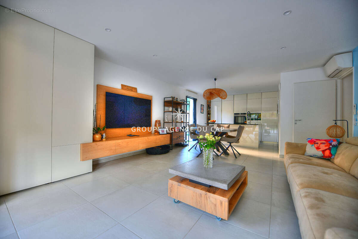 Appartement à SAINT-RAPHAEL