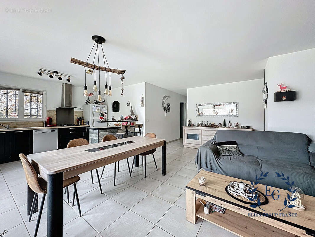 Maison à BESSE-SUR-ISSOLE