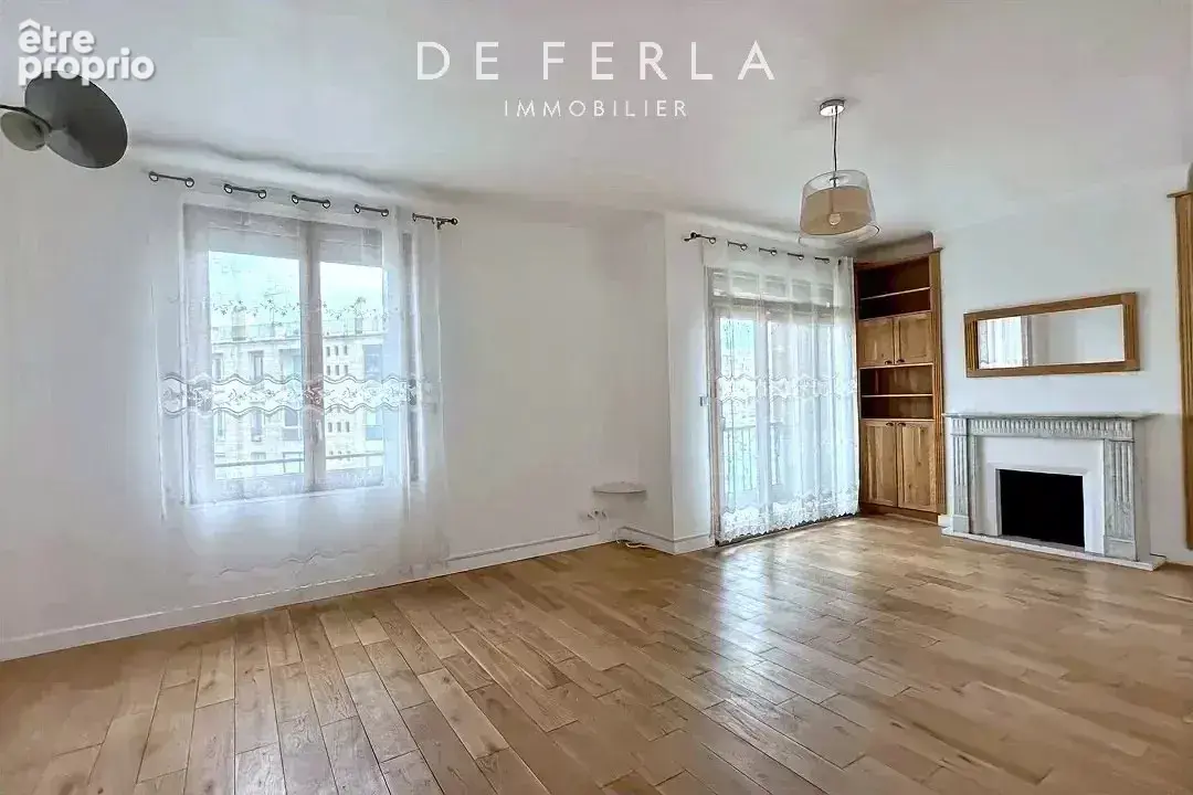 Marseille appartement d’exception 3/4 Pièces – Vue Vieux-Port – Immeuble Pouillon - photo 2