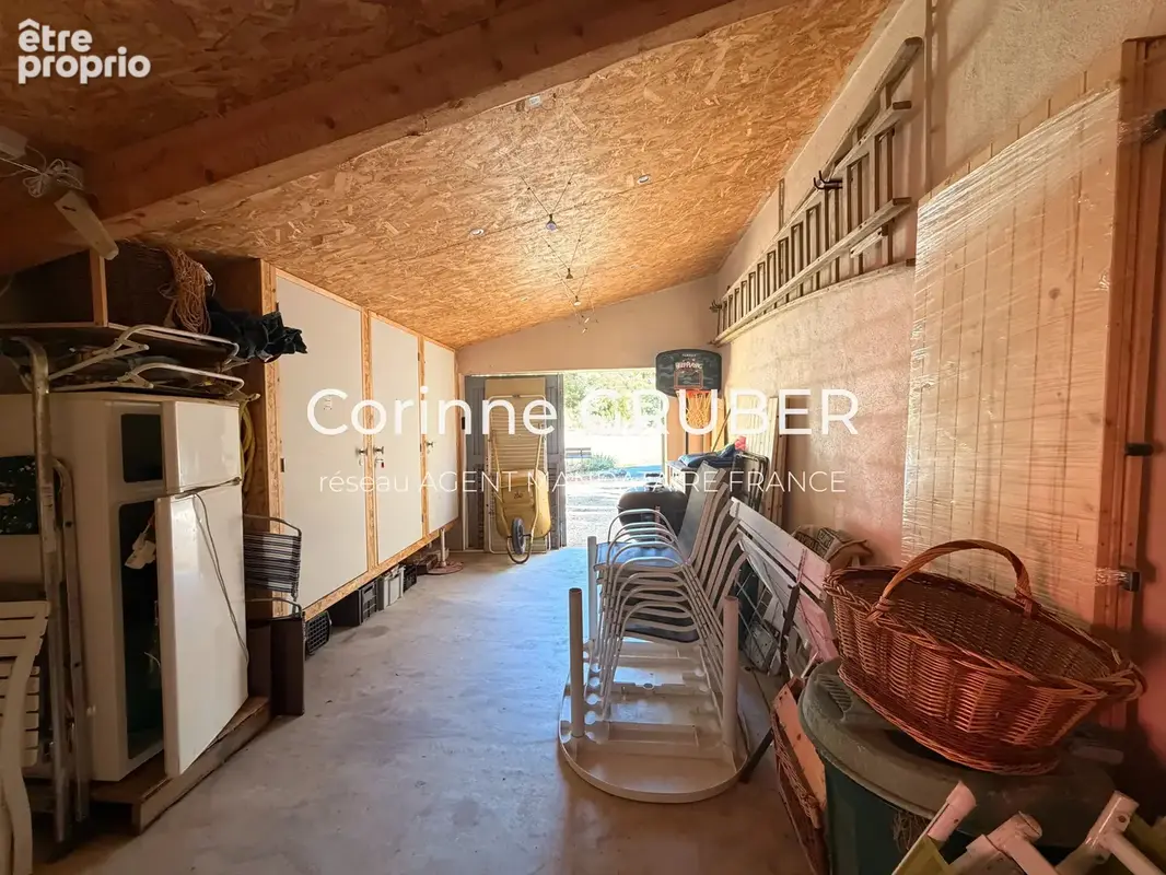 Saint-Jeannet ( 04 ) Propriété en pierre de 160 m2 avec garage - photo 23