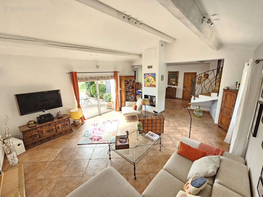 Maison à SAINT-JEANNET