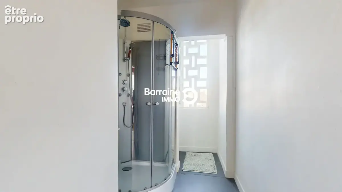 EXLUSIVITE BARRAINE IMMO /Appartement 3 pièces  60 m2 à vendre à Lorient - Rare sur le marché - photo 13