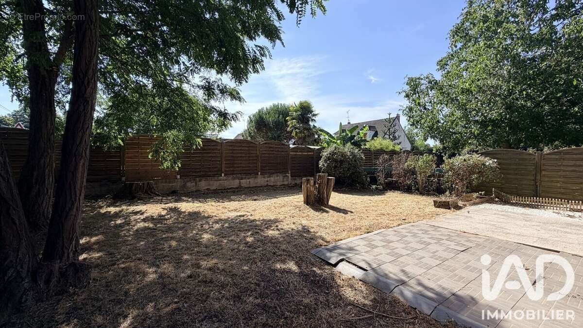 Maison 98 m² à Sivry-Courtry  - photo 8