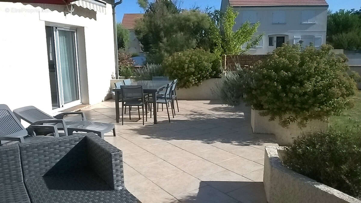 Maison à GRISY-SUISNES