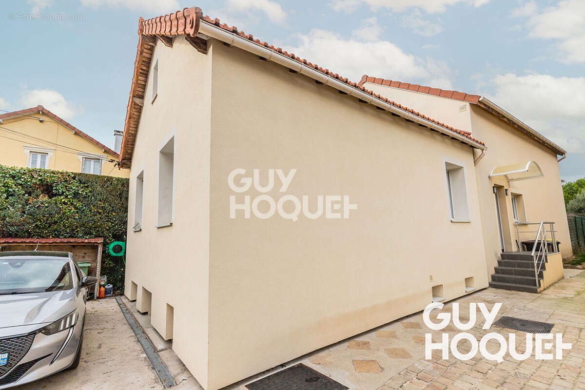 Maison à JUVISY-SUR-ORGE