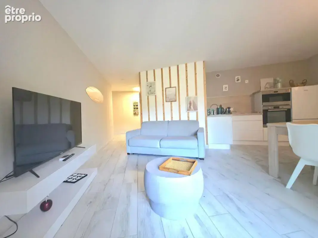 Appartement à BORMES-LES-MIMOSAS