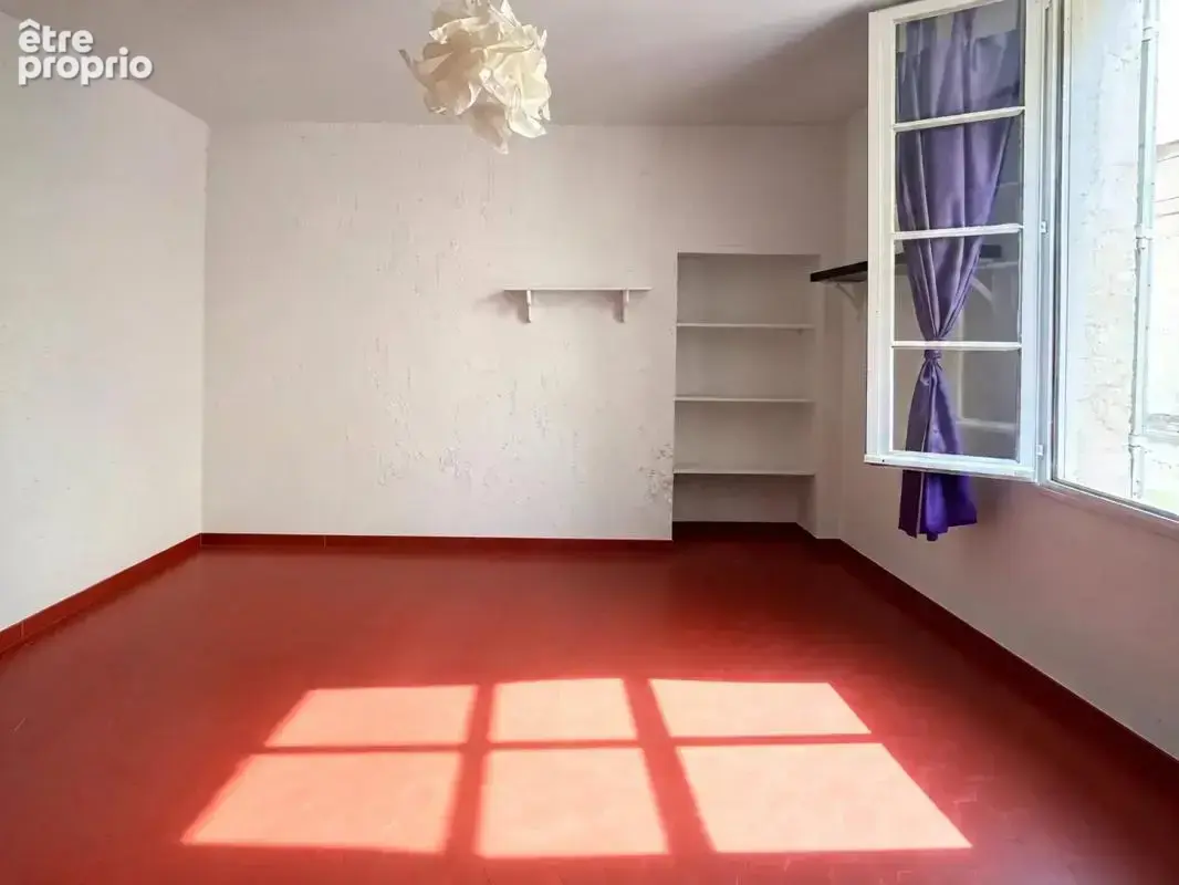Arles centre historique – Studio 24 m² – Vente directe – 89 000 € - photo 1