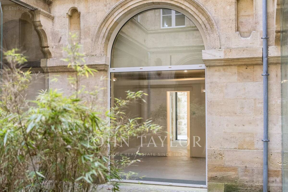 Appartement à BORDEAUX