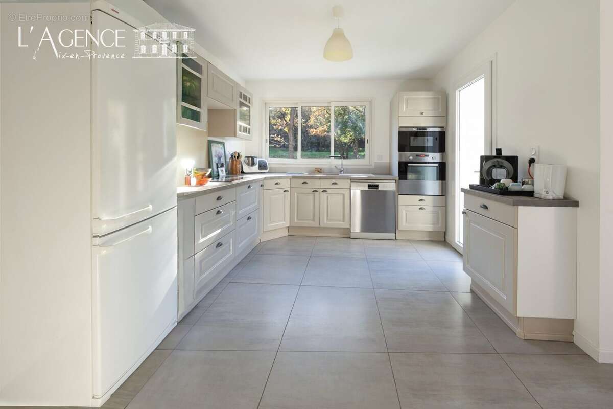 Maison à SAINT-CANNAT