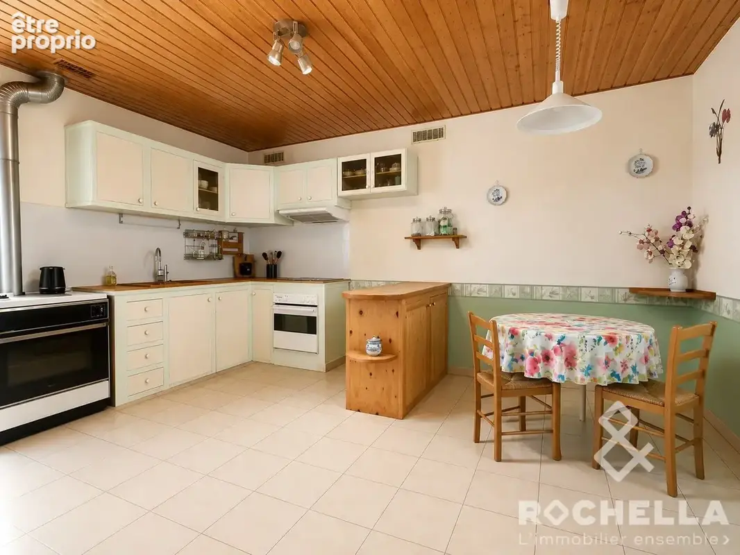 Maison 7 pièces 180 m² à vendre à Le Vert (79170) - photo 7
