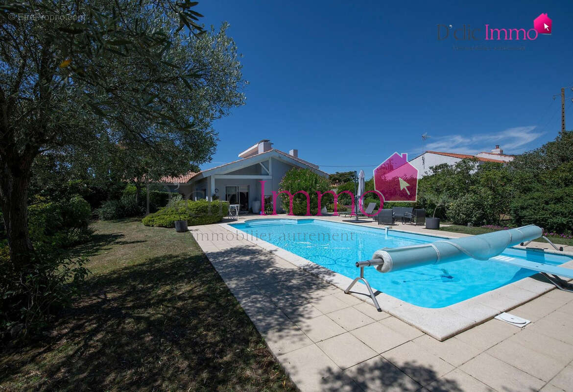 Soullans - Proche centre ville -  Maison avec piscine 4 chambres + un bureau. - photo 2