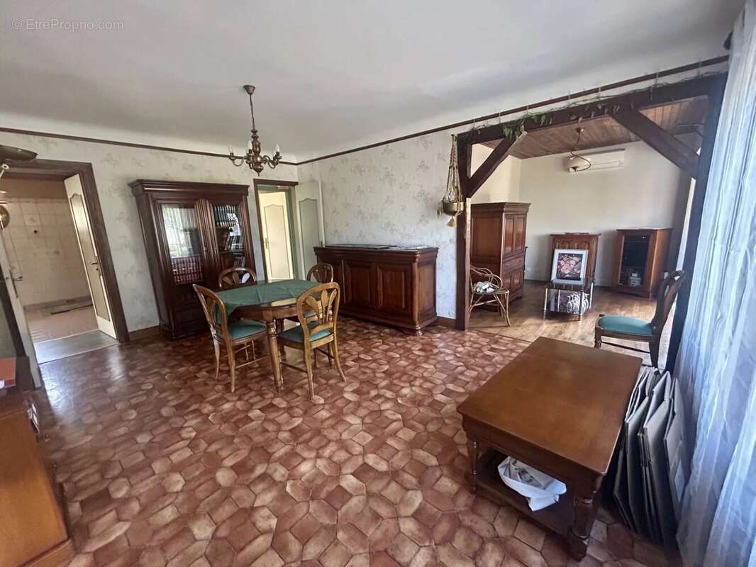 Maison à INGRE