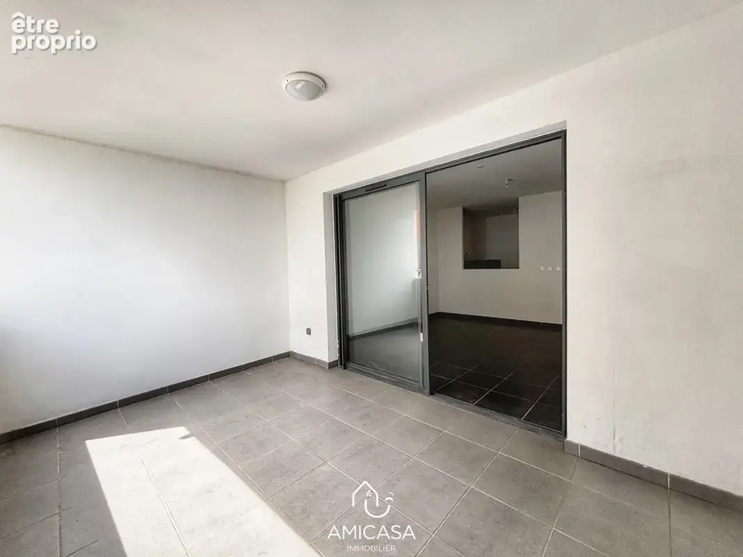 Photo Appartement à Saint-Denis au prix de 115 000€