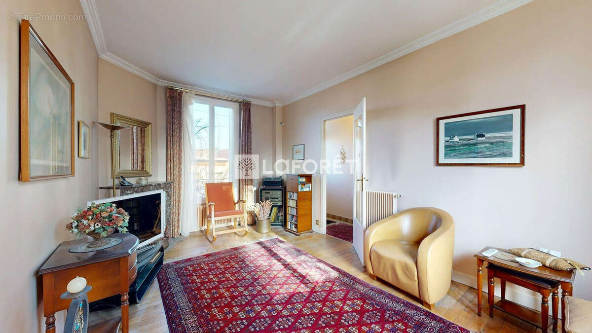 Maison à NANTERRE