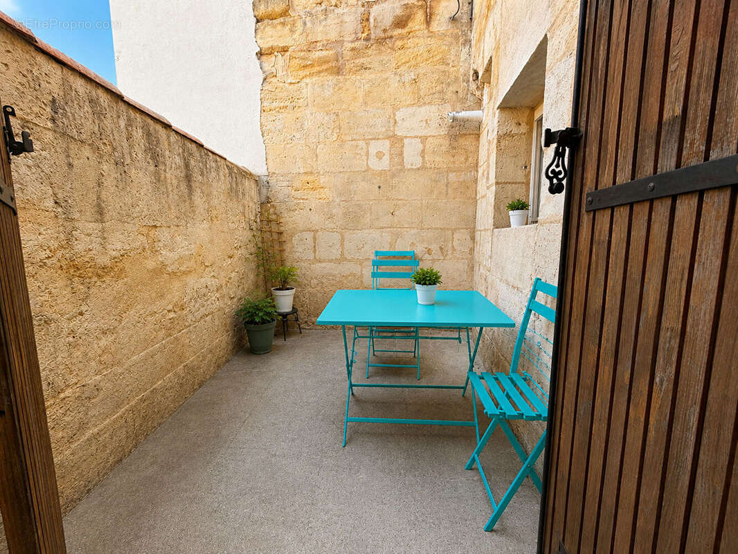 Bordeaux Nansouty - Maison de 100 m² avec terrasse, cave et comble à aménager - photo 2