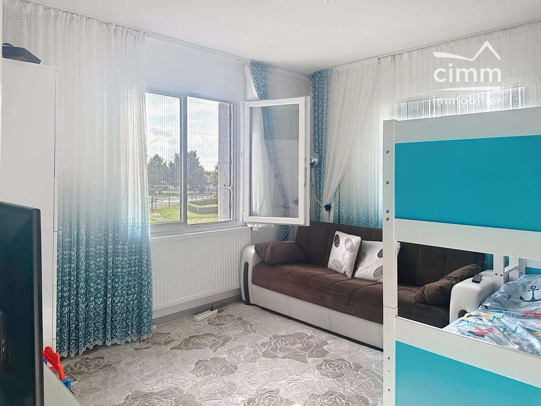 Maison à VILLEMANDEUR