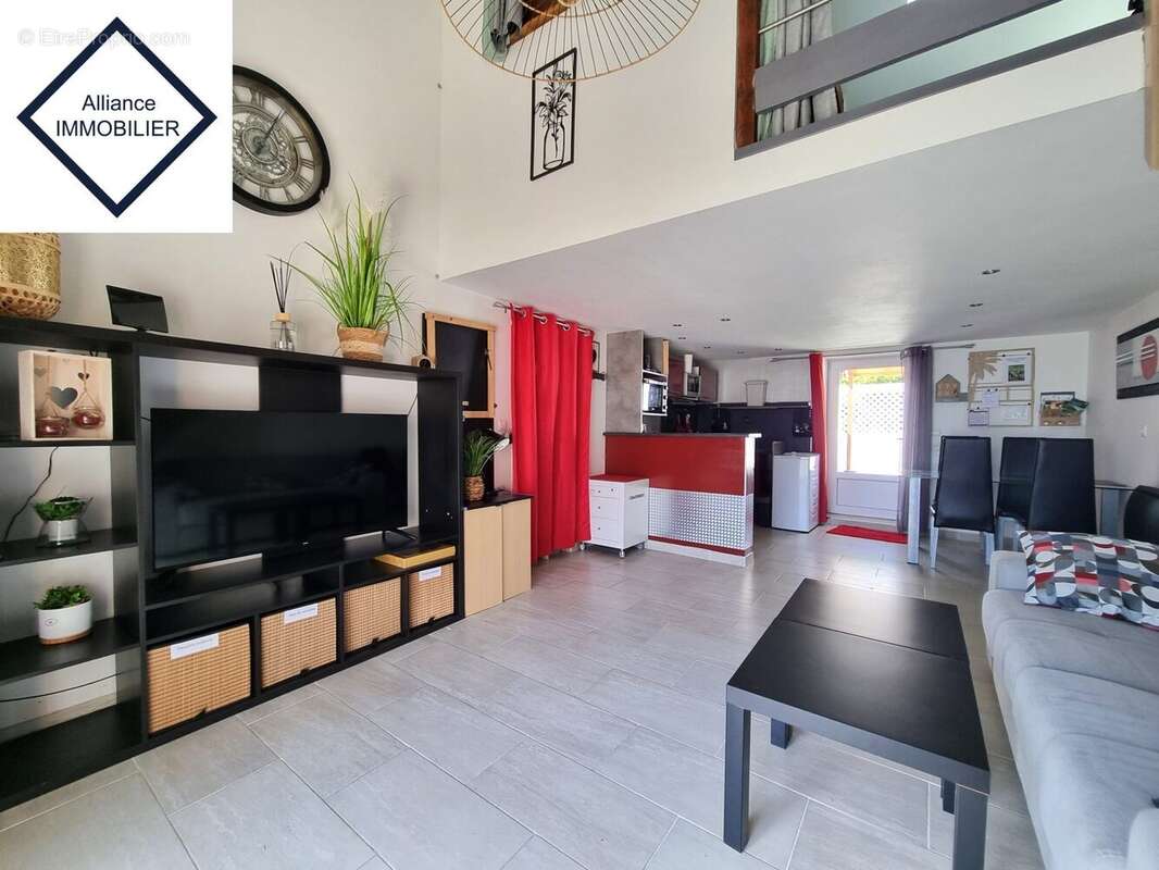 Maison 297 m² à Montauban-De-Bretagne  - photo 3