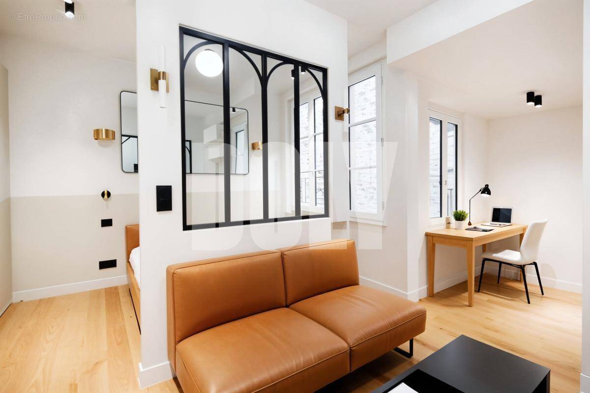Appartement à PARIS-11E