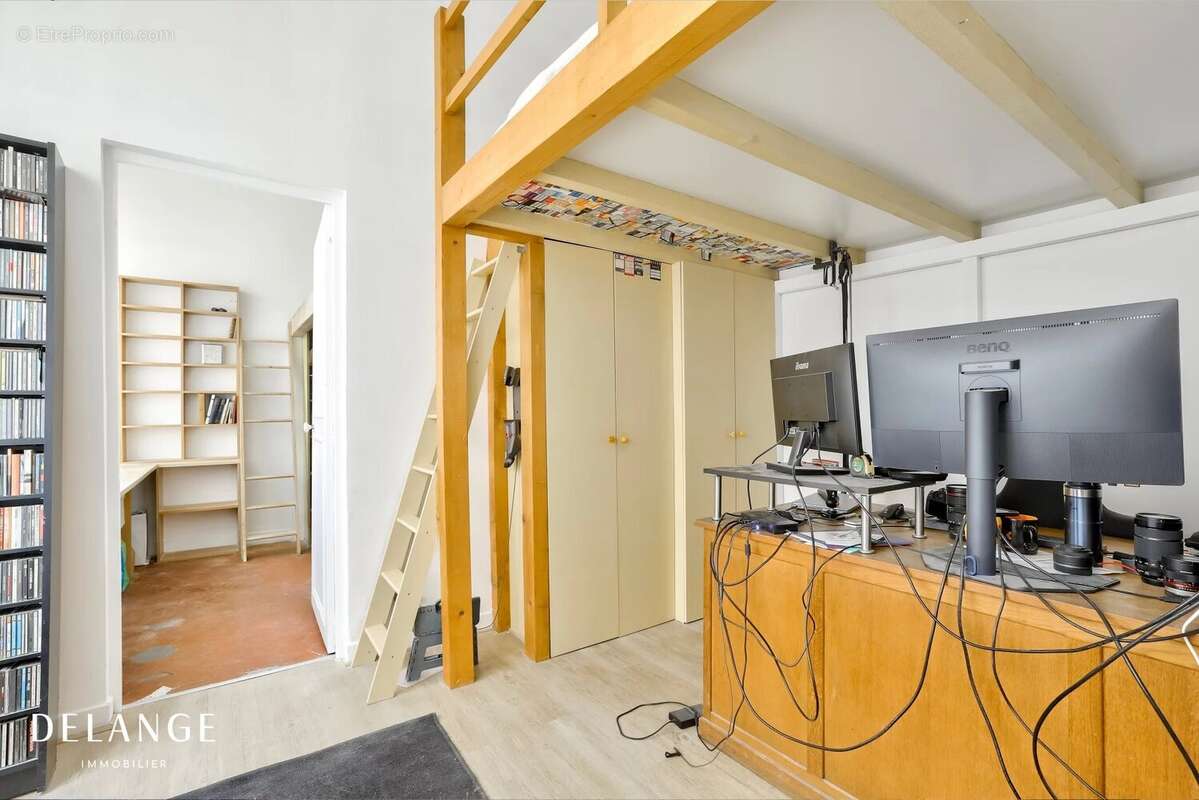 Appartement à PARIS-18E